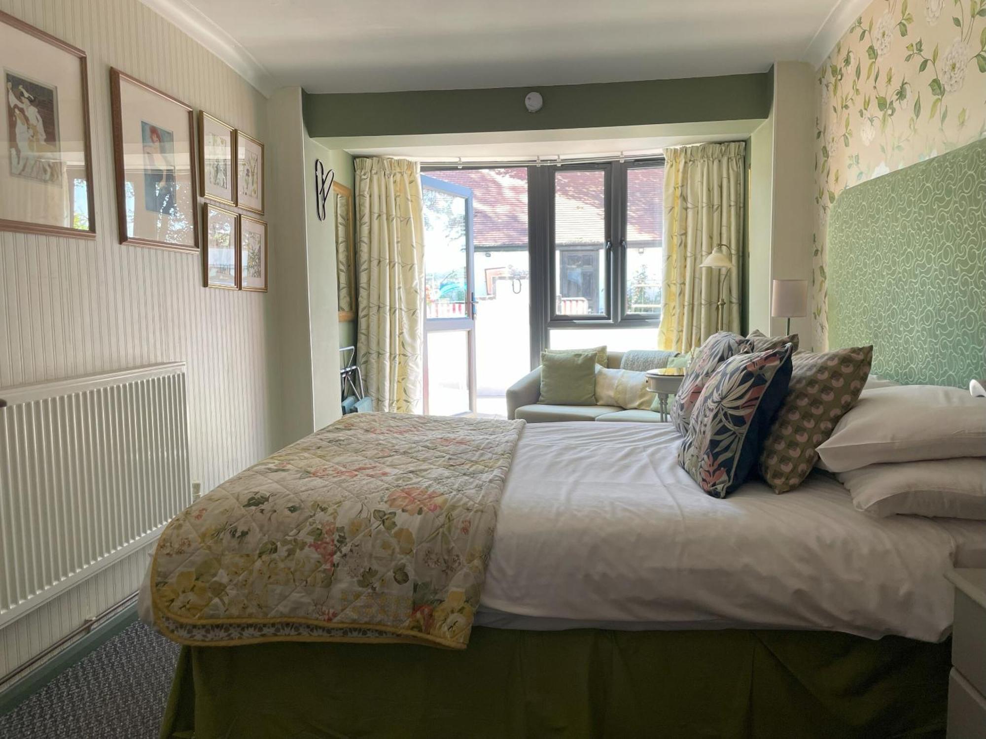 Knights Court Hotel Great Yarmouth Buitenkant foto