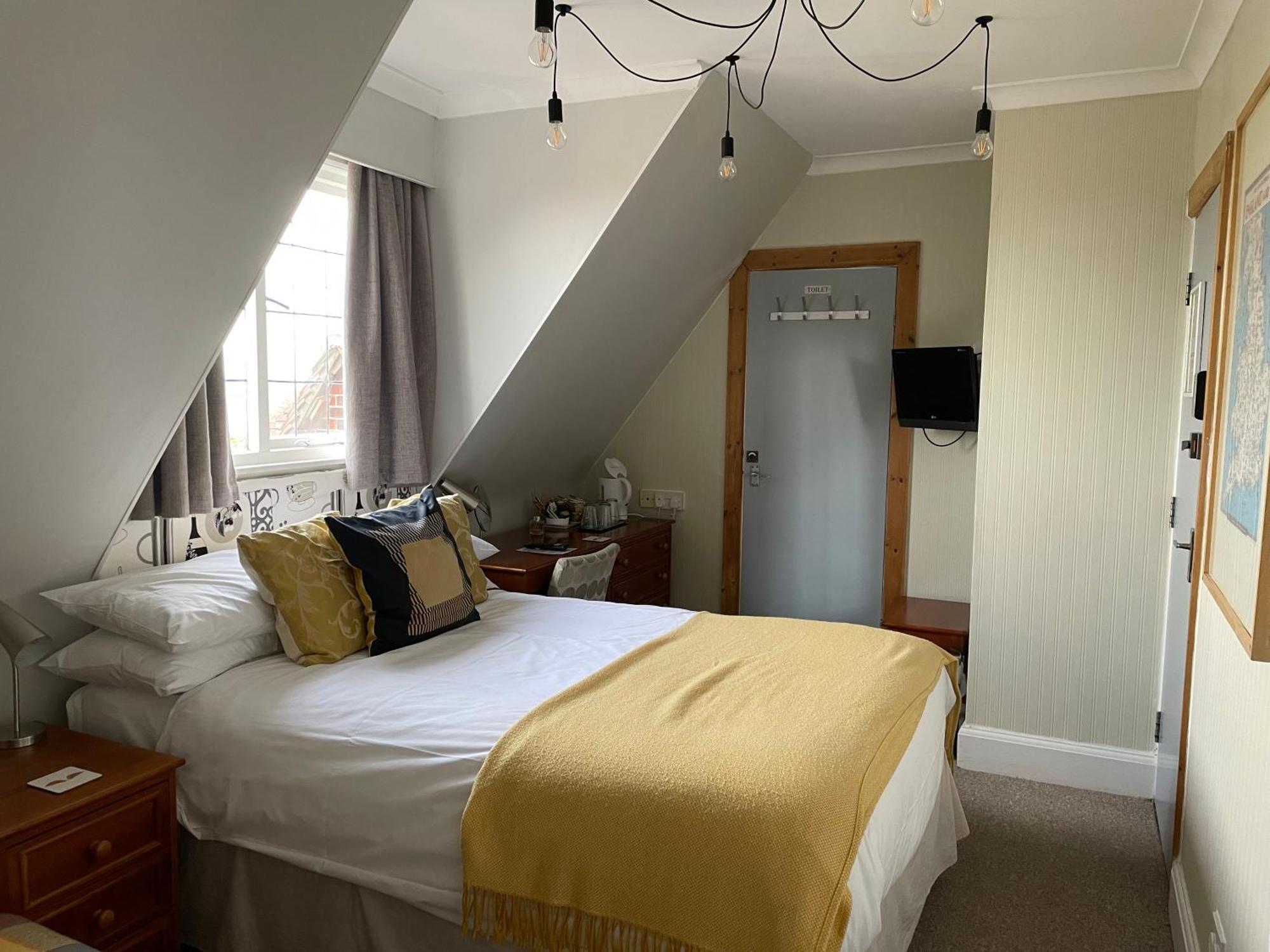 Knights Court Hotel Great Yarmouth Buitenkant foto